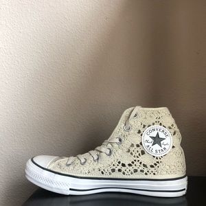 Crochet Converse